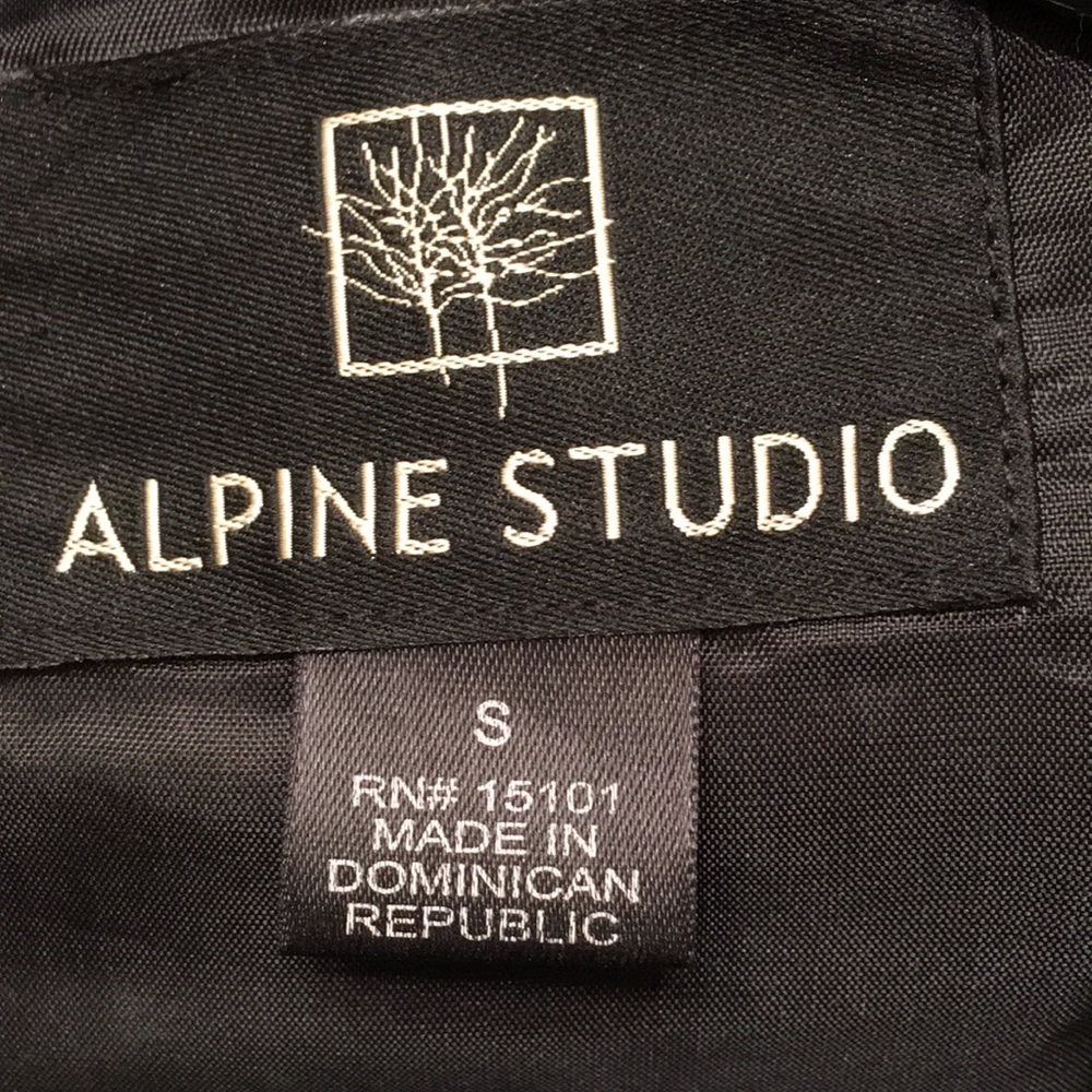Coat - Picture 3 of 7
